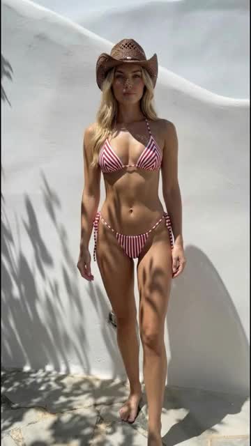 Video style option 6 - different aesthetic for AI fashion videos